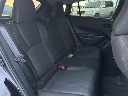 Used 2024 Subaru Impreza 2.0i Sport image 11