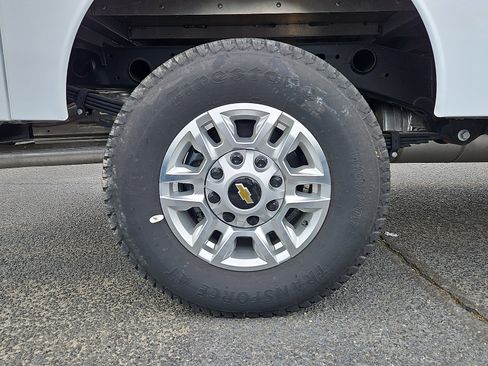New 2025 Chevrolet Silverado 2500 W/T w/ WT Convenience Package image 6