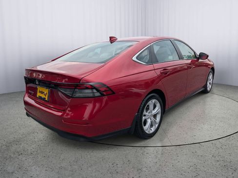 Certified 2023 Honda Accord LX image 3