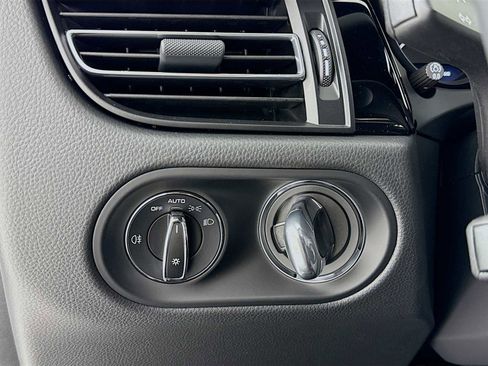 New 2026 Porsche Macan S image 14