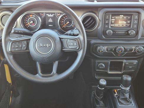 Used 2021 Jeep Wrangler Unlimited Sport image 26