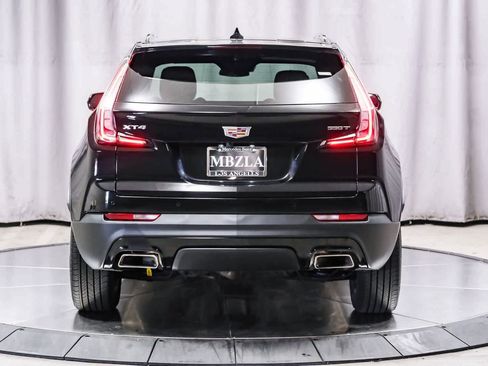 Used 2023 Cadillac XT4 Sport FWD image 3