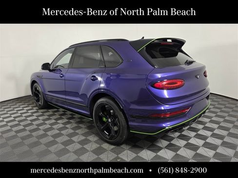 Used 2025 Bentley Bentayga image 4