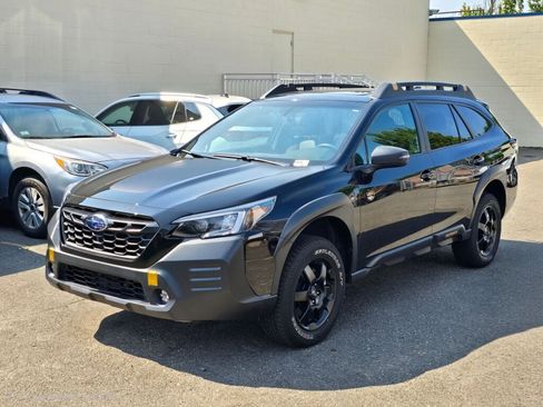 Used 2022 Subaru Outback Wilderness AWD/4WD image 3