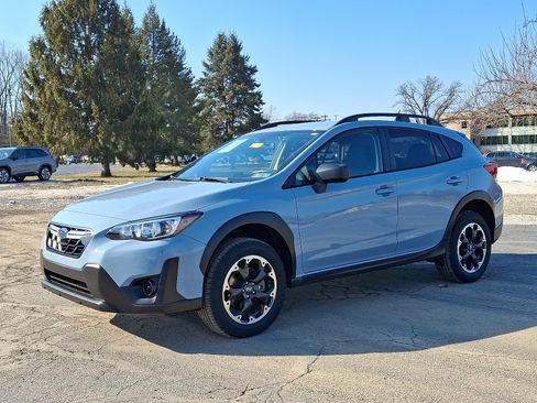 Certified 2023 Subaru Crosstrek 2.0i image 3