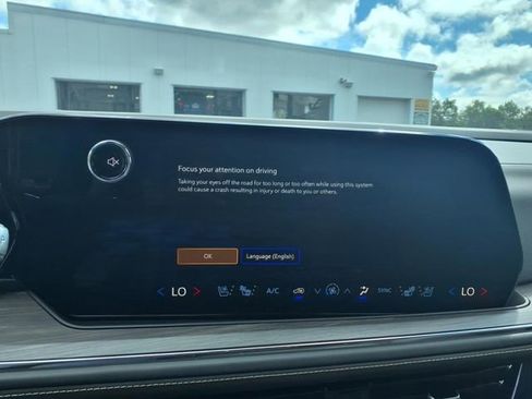 New 2025 Chevrolet Suburban Premier w/ Sun And Tow Package image 13