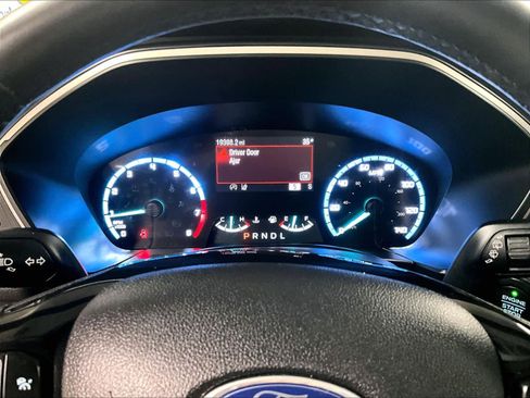 Used 2022 Ford Escape SE w/ Cold Weather Package image 24