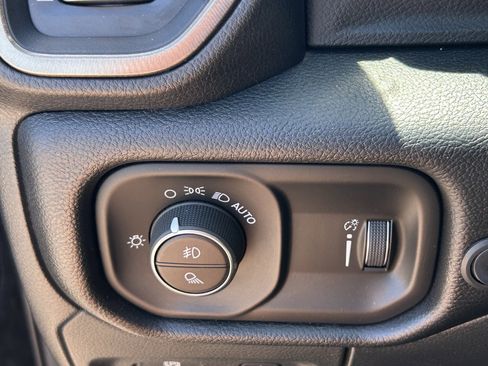 Used 2020 RAM 1500 Rebel w/ Rebel Level 2 Equipment Group AWD/4WD image 15