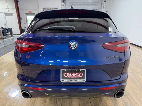 Used 2021 Alfa Romeo Stelvio Ti w/ Nero Edizione image 6