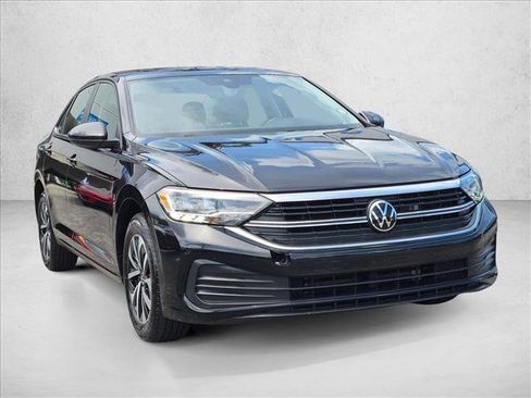 Used 2024 Volkswagen Jetta S FWD image 3