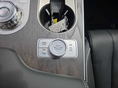 New 2026 Genesis GV80 2.5T Prestige image 15