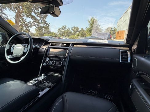 Used 2019 Land Rover Discovery HSE Luxury AWD/4WD image 13