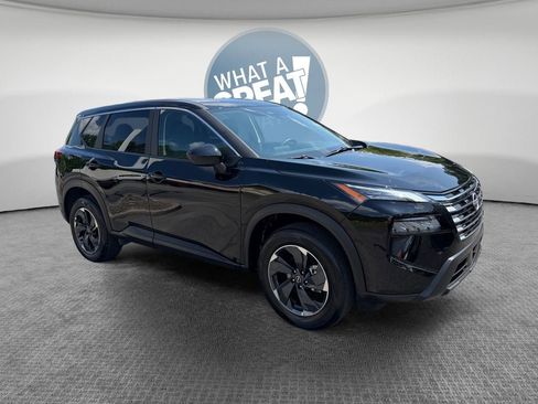 Used 2026 Nissan Rogue SV AWD/4WD image 1