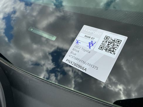 Used 2022 Toyota RAV4 SE w/ Convenience Package image 25