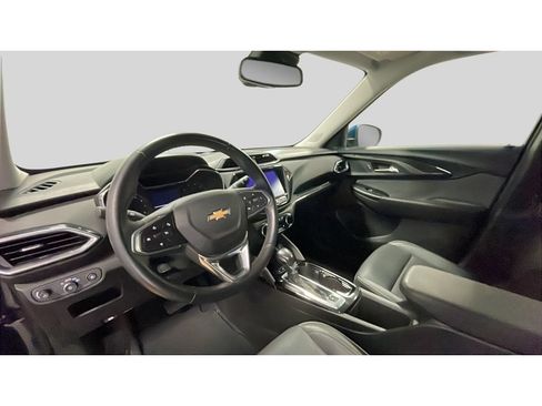 Used 2021 Chevrolet TrailBlazer LT w/ Premium Seating Package AWD/4WD image 11