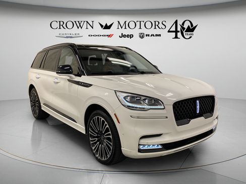 Used 2023 Lincoln Aviator Black Label w/ Dynamic Handling Package AWD/4WD image 9