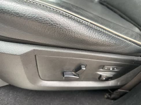 Used 2018 RAM 1500 Limited image 12