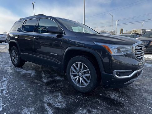 Used 2017 GMC Acadia SLE image 10