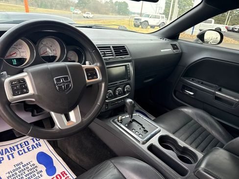 Used 2013 Dodge Challenger R/T Plus image 14