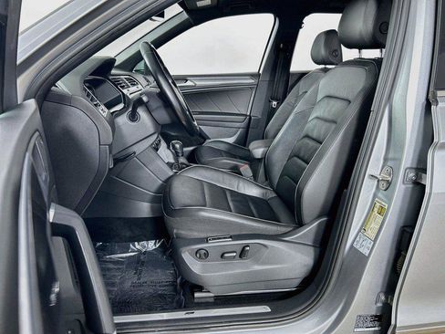 Used 2020 Volkswagen Tiguan SEL Premium R-Line AWD/4WD image 22