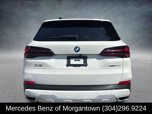 Used 2025 BMW X5 xDrive50e AWD/4WD image 4