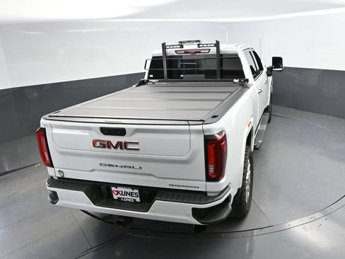 Used 2022 GMC Sierra 3500 Denali w/ Denali Ultimate Package AWD/4WD image 35