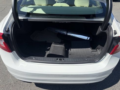 Used 2015 Volvo S60 T5 Premier FWD image 12