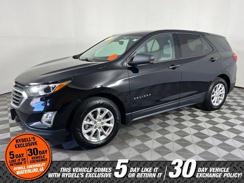 Used 2019 Chevrolet Equinox LS w/ LS Convenience Package FWD image 9