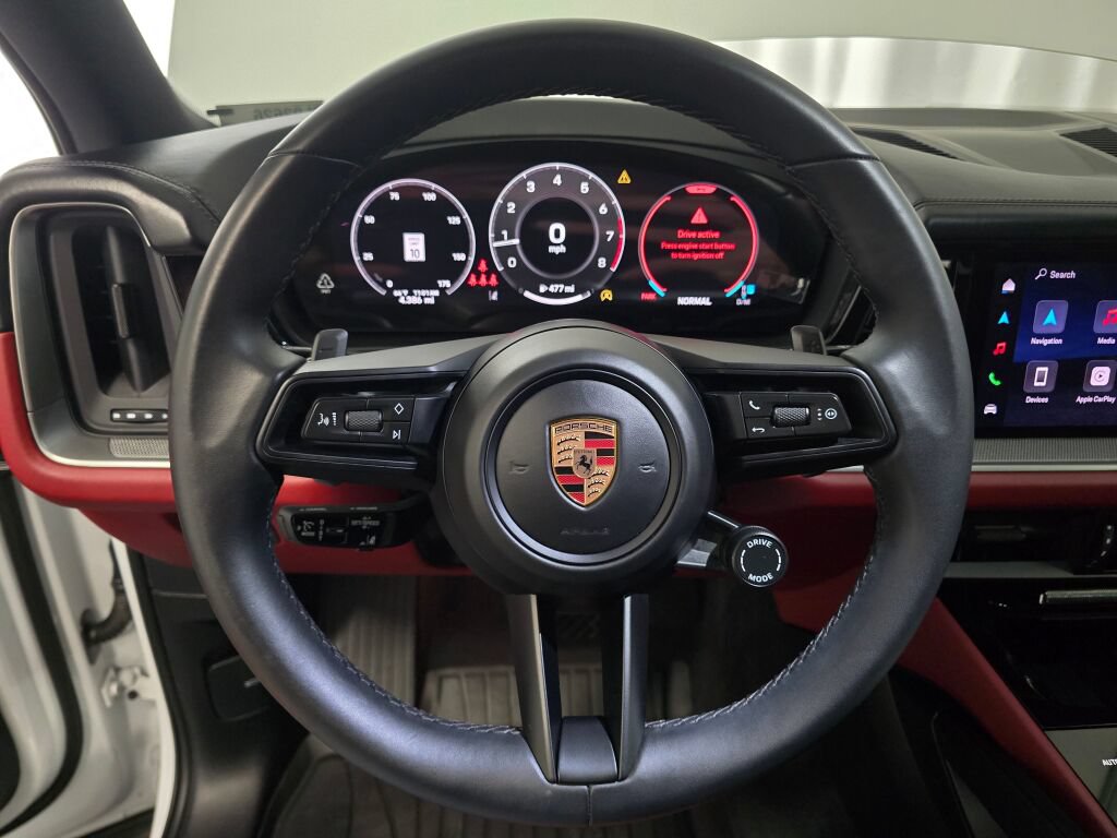 Certified 2026 Porsche Cayenne AWD/4WD image 15