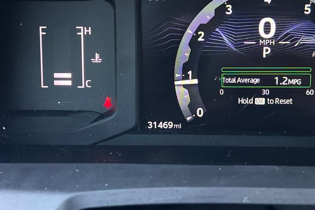 Certified 2025 Toyota Tacoma SR5 AWD/4WD image 30
