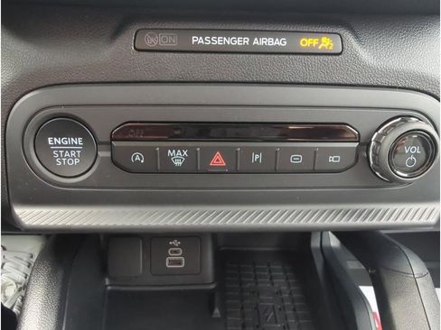 New 2025 Ford Bronco Sport Badlands image 28