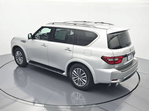 Used 2021 Nissan Armada SL w/ Captain's Chairs Package AWD/4WD image 37
