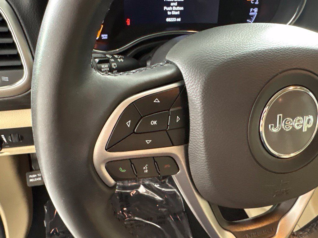 Used 2022 Jeep Grand Cherokee Laredo E RWD image 27