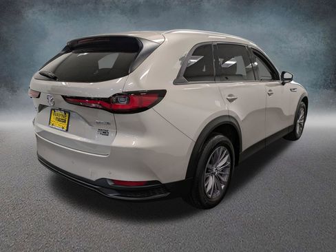 Used 2025 MAZDA CX-90 3.3 Turbo w/ Preferred Package image 4