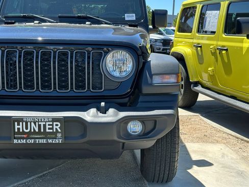 Certified 2025 Jeep Wrangler Unlimited Sport AWD/4WD image 5