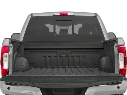 Used 2017 Ford F250 XLT w/ XLT Value Package image 12