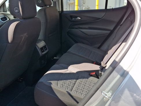 Used 2023 Chevrolet Equinox LT image 11