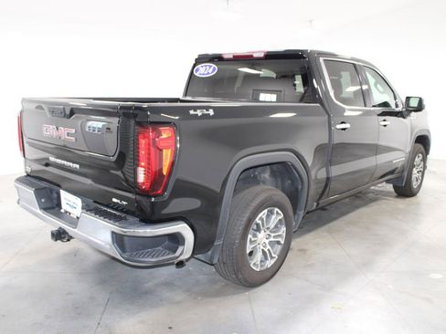 Used 2024 GMC Sierra 1500 SLT AWD/4WD image 9