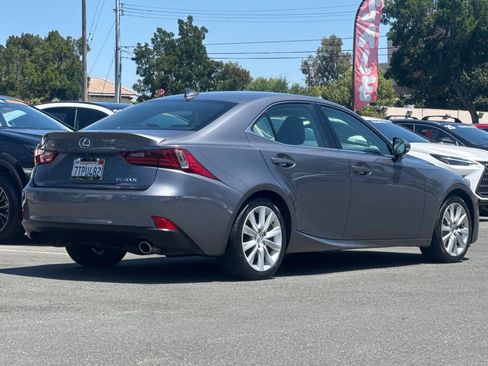 Used 2016 Lexus IS 200t RWD image 4