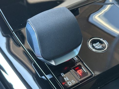 New 2026 Land Rover Range Rover Sport Dynamic SE AWD/4WD image 18