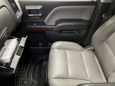 Used 2018 GMC Sierra 1500 SLT AWD/4WD image 40