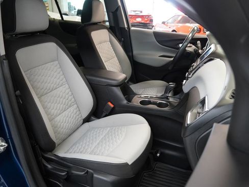 Used 2020 Chevrolet Equinox LT FWD image 34