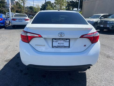 Used 2016 Toyota Corolla S w/ Driver Convenience Package image 7