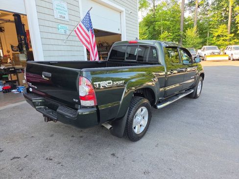 Used 2014 Toyota Tacoma 4x4 Double Cab w/ TRD Sport Package image 8