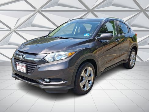 Used 2017 Honda HR-V EX-L image 4