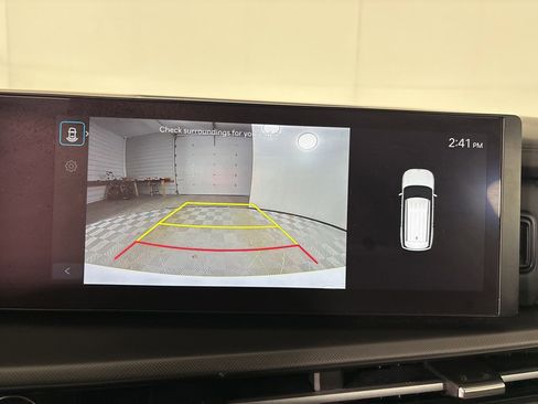 Used 2025 Hyundai Santa Fe SE image 17