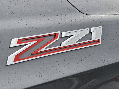 Used 2022 Chevrolet Tahoe Z71 w/ Luxury Package image 8