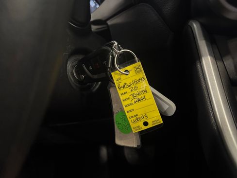 Used 2025 Toyota RAV4 LE FWD image 30