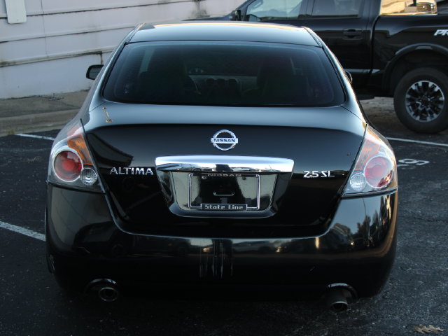 Used 2011 Nissan Altima 2.5 SL w/ 2.5SL Pkg FWD image 9