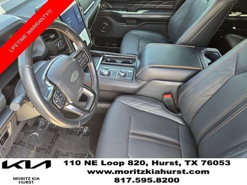 Used 2024 Ford Expedition Platinum AWD/4WD image 18
